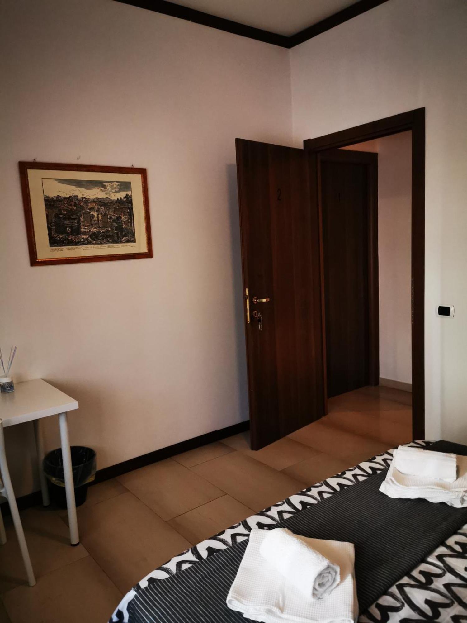 Отель Bella Roma - Ee Номер фото